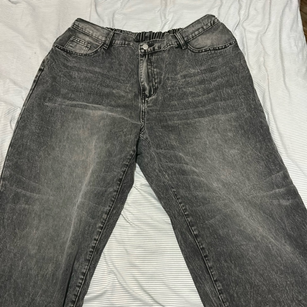 Grey Wash Plus Size Straight Jeans